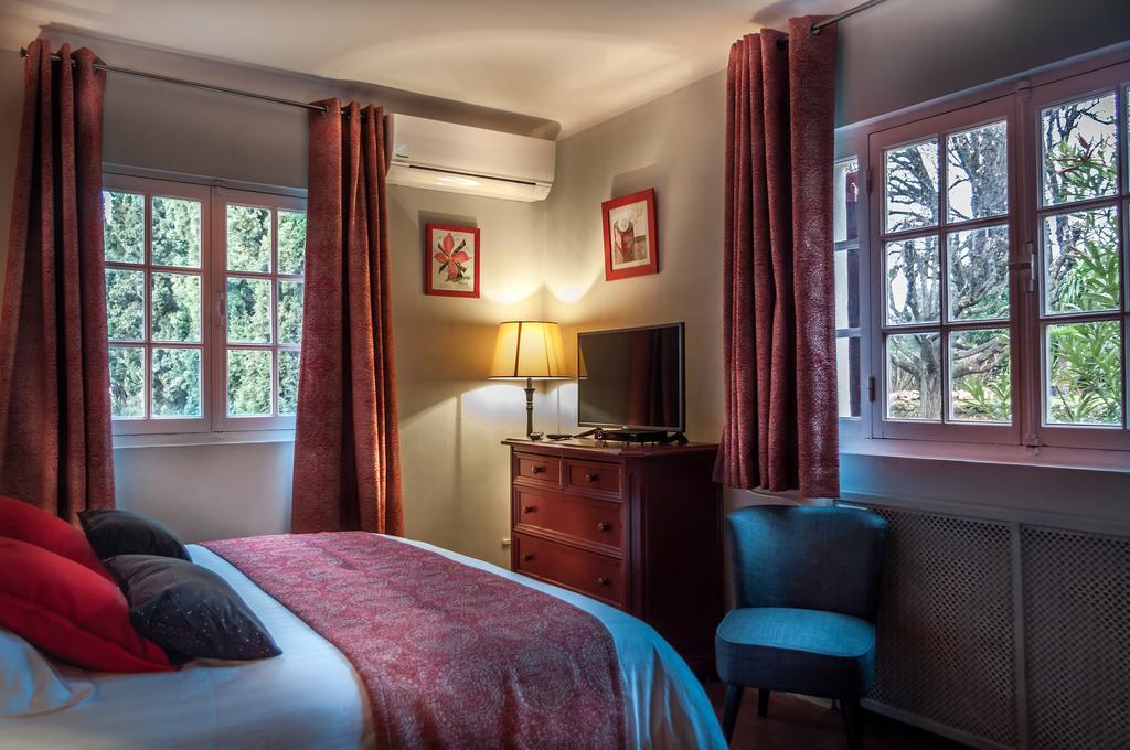 グラース Le Clos Des Canebiers Bed & Breakfast 部屋 写真