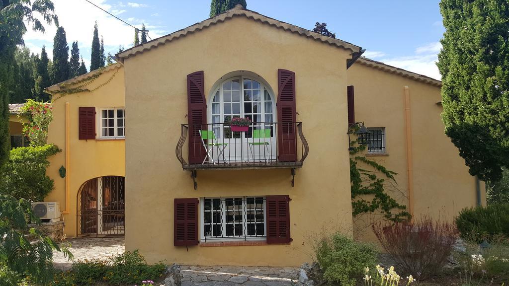 グラース Le Clos Des Canebiers Bed & Breakfast エクステリア 写真