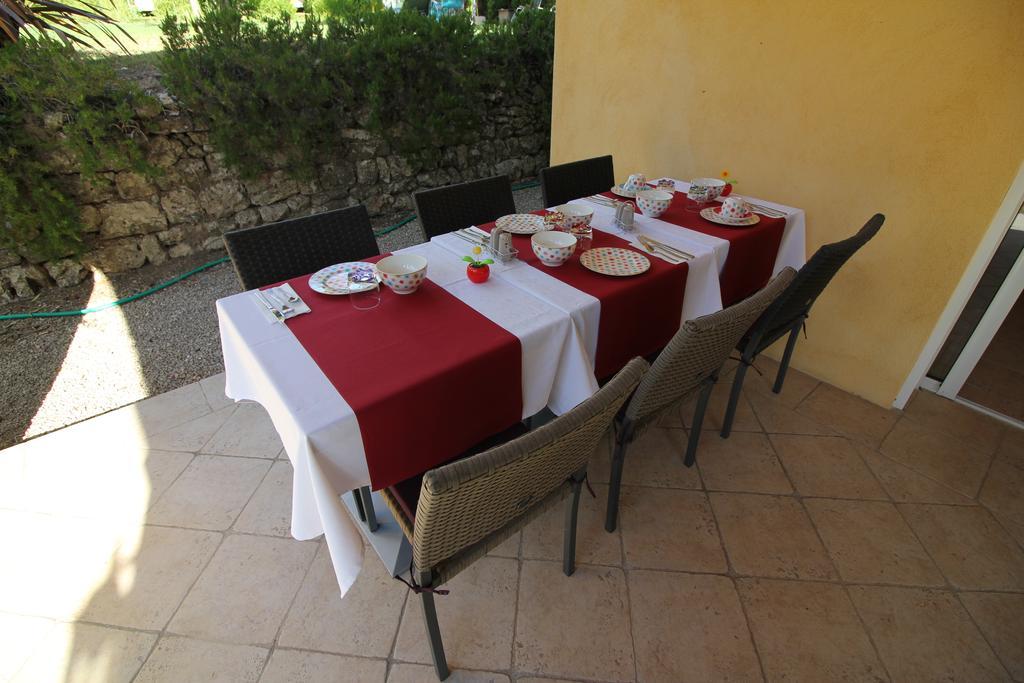 グラース Le Clos Des Canebiers Bed & Breakfast エクステリア 写真